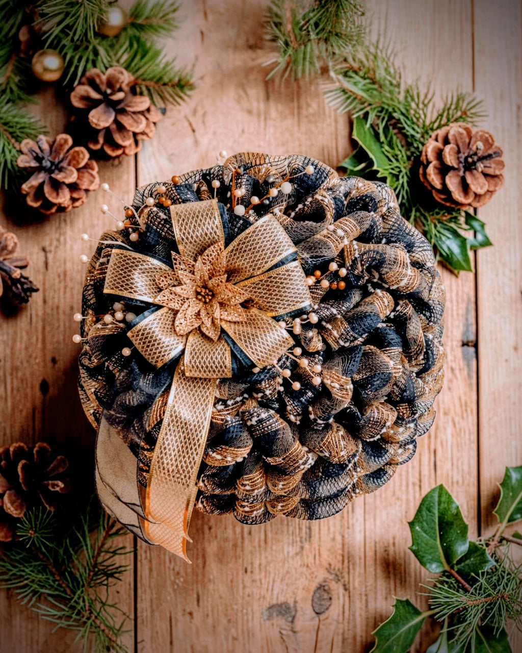 Metallic Navy, Champagne, Snowball Plaid Wreath with Large Metallic Bow