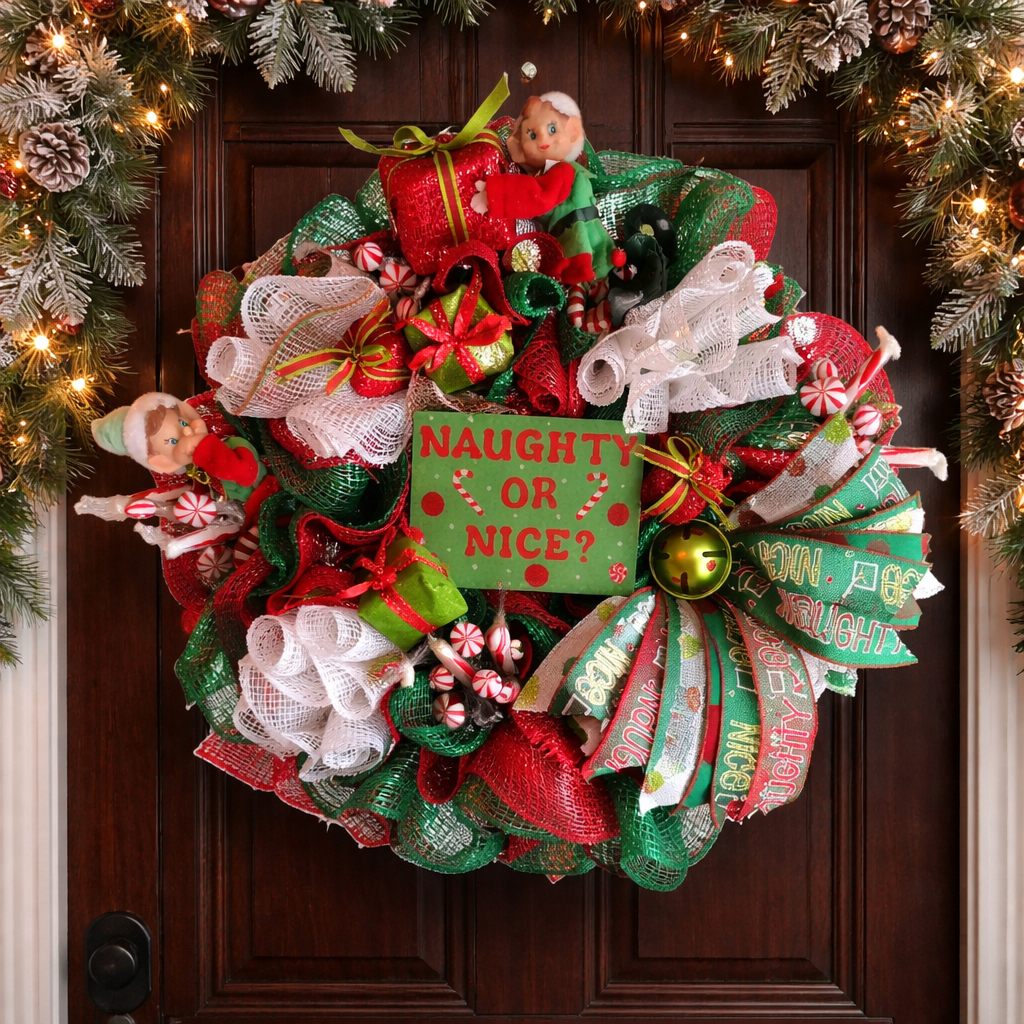 Funtastic Christmas Wreath with Mischievious Elves