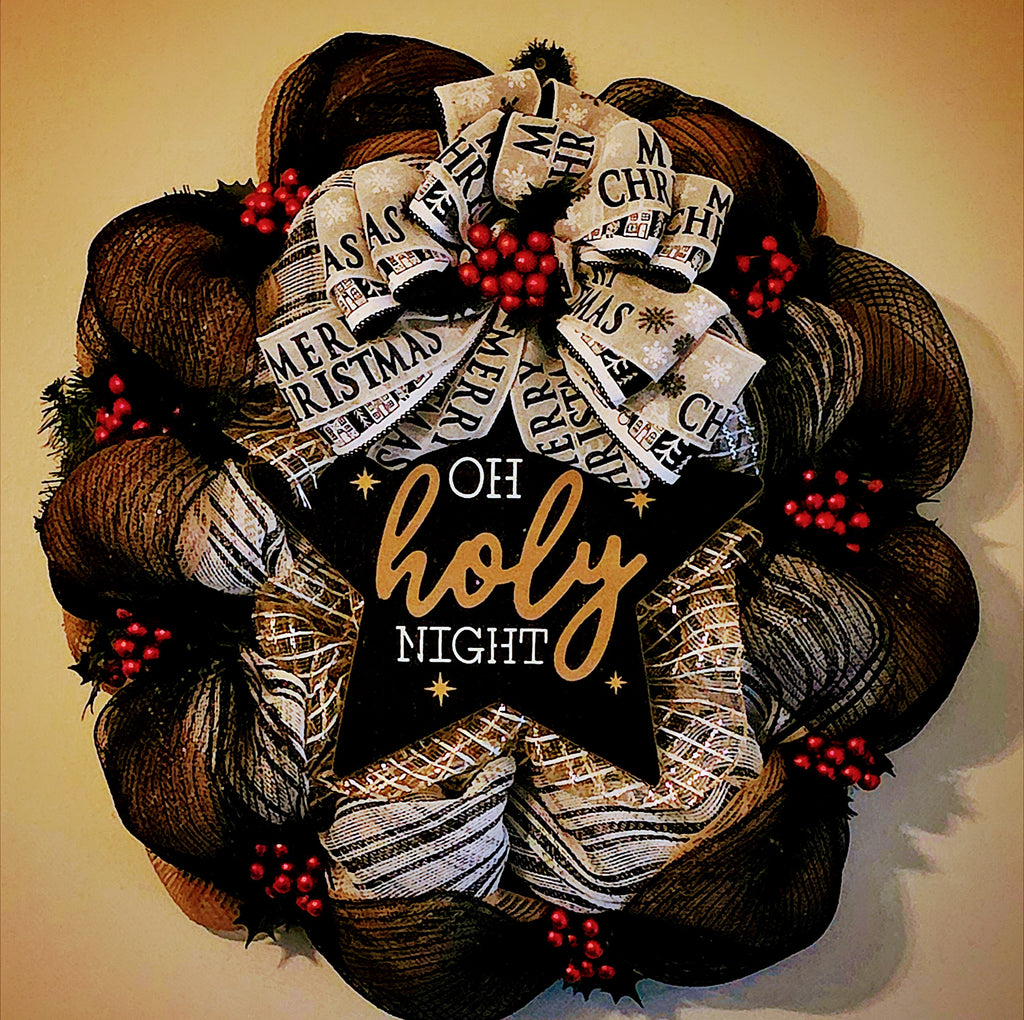 Beautiful Wreath, Oh Holy Night, Three Colors of Layered Fabric Mesh, Red Berry Accents